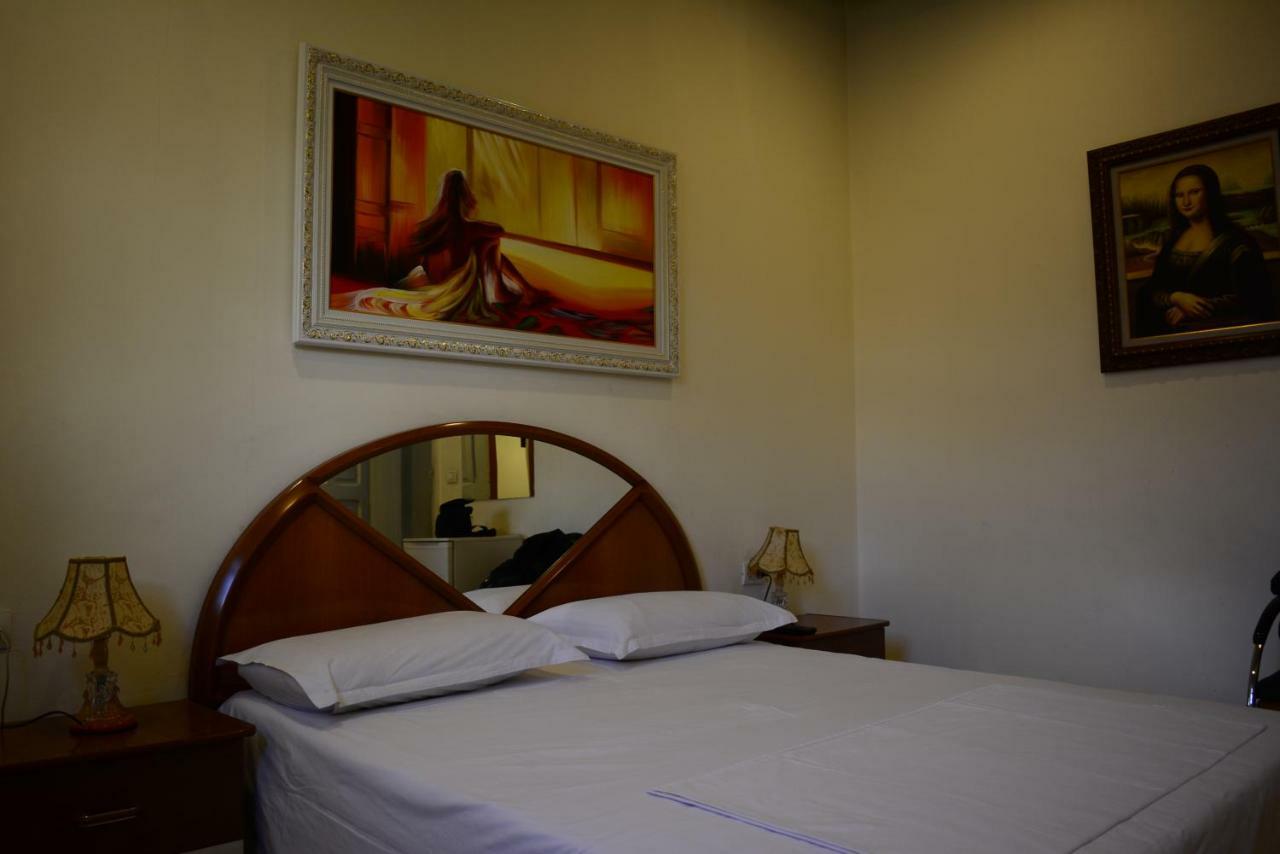 Hotel Republika Tiranë Luaran gambar